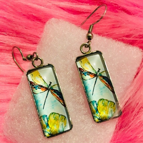 Genuine CaBonchon Earrings - Picture 3 of 4